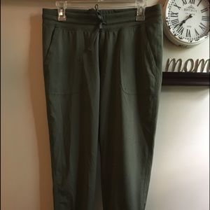Old navy active go dry joggers